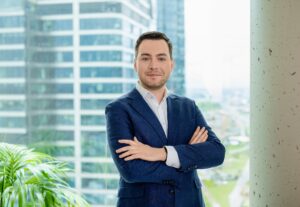 Read more about the article Asymetria twarzy na&nbsp;zdjęciach – dlaczego to&nbsp;normalne i&nbsp;jak z&nbsp;nią pracować